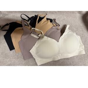 NWOT  4 Seamless Bras  Nude pink/beige Tan Black Padded Bralette Size XL